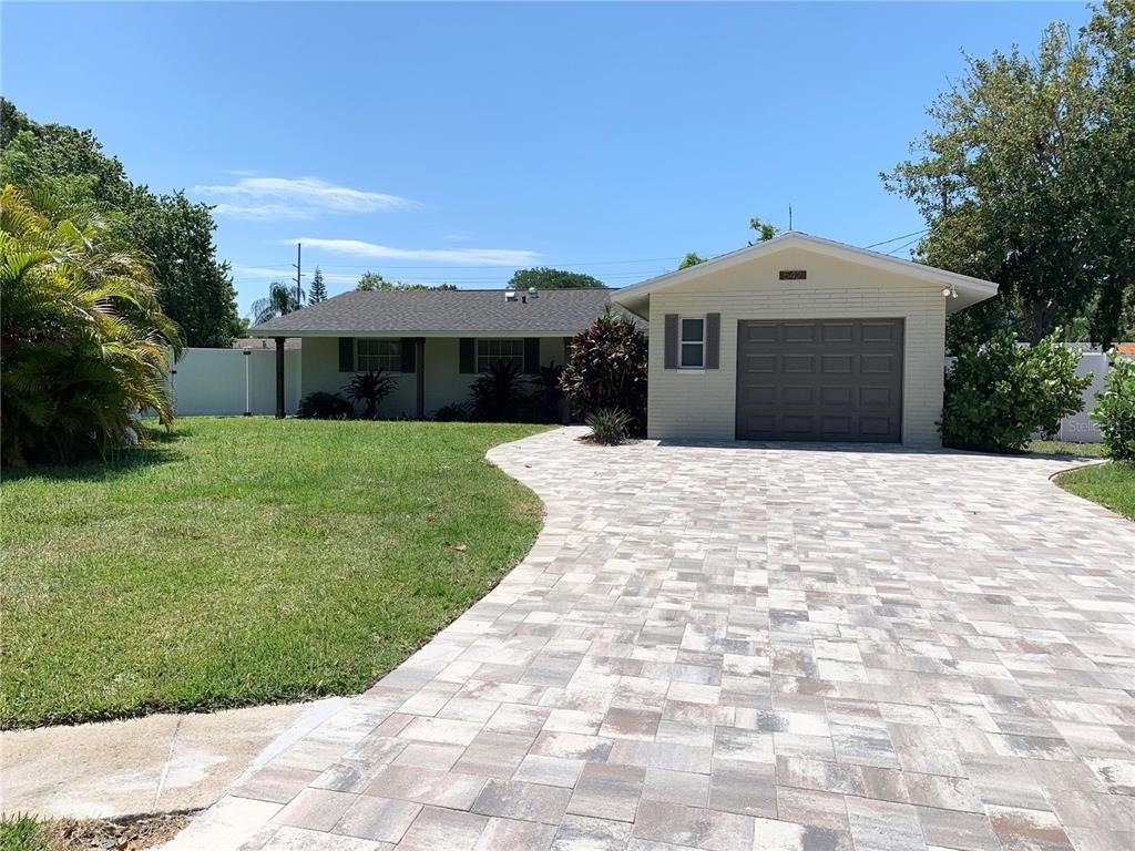 542 59th Way S - Photo 0