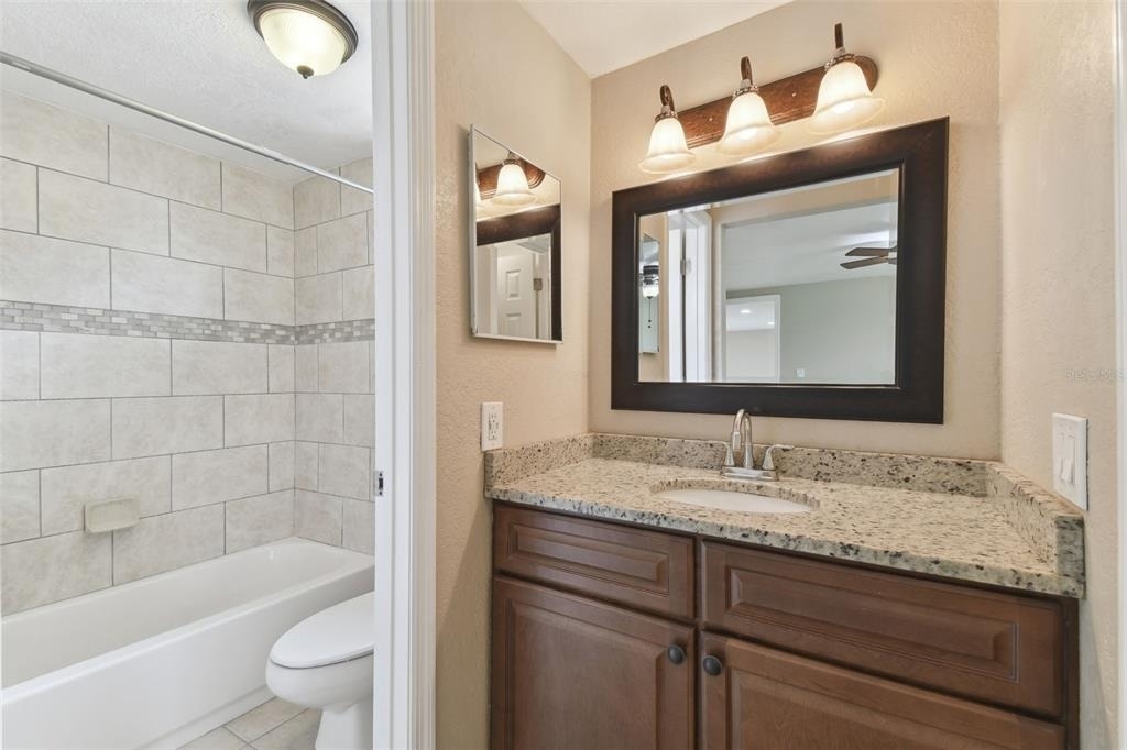 7437 Carmel Avenue - Photo 5