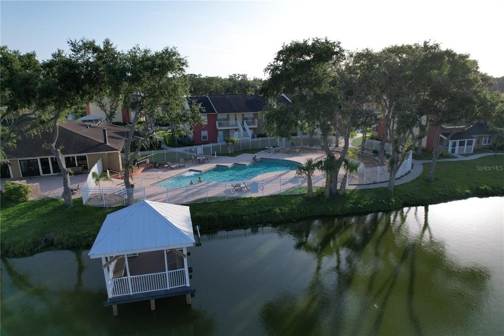 220 Lake Parsons Green - Photo 12