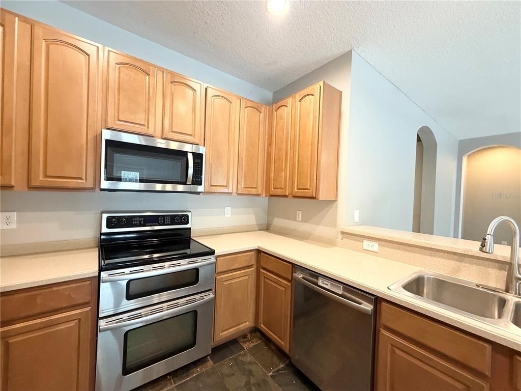 804 Coade Stone Drive - Photo 7