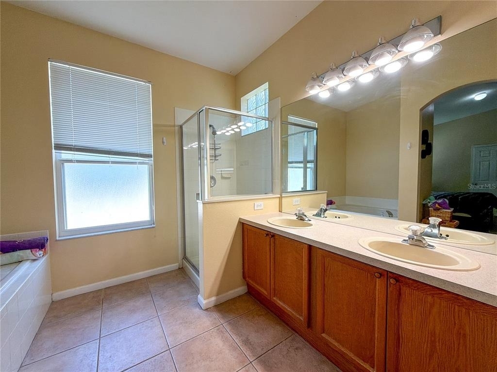 8127 Fan Palm Way - Photo 30