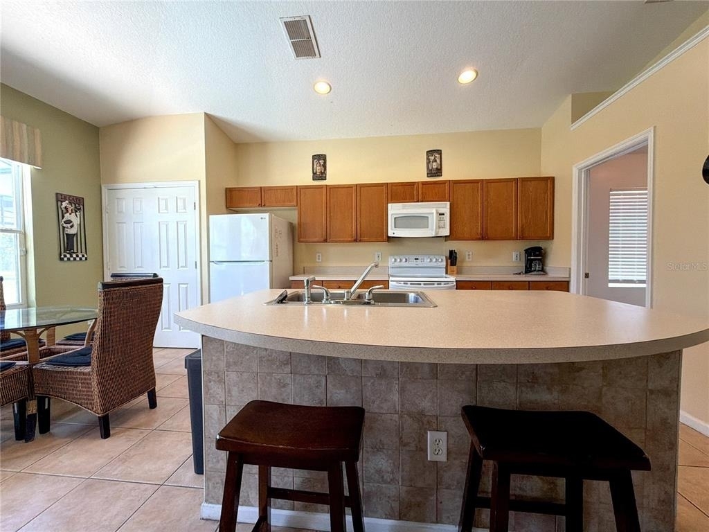 8127 Fan Palm Way - Photo 5