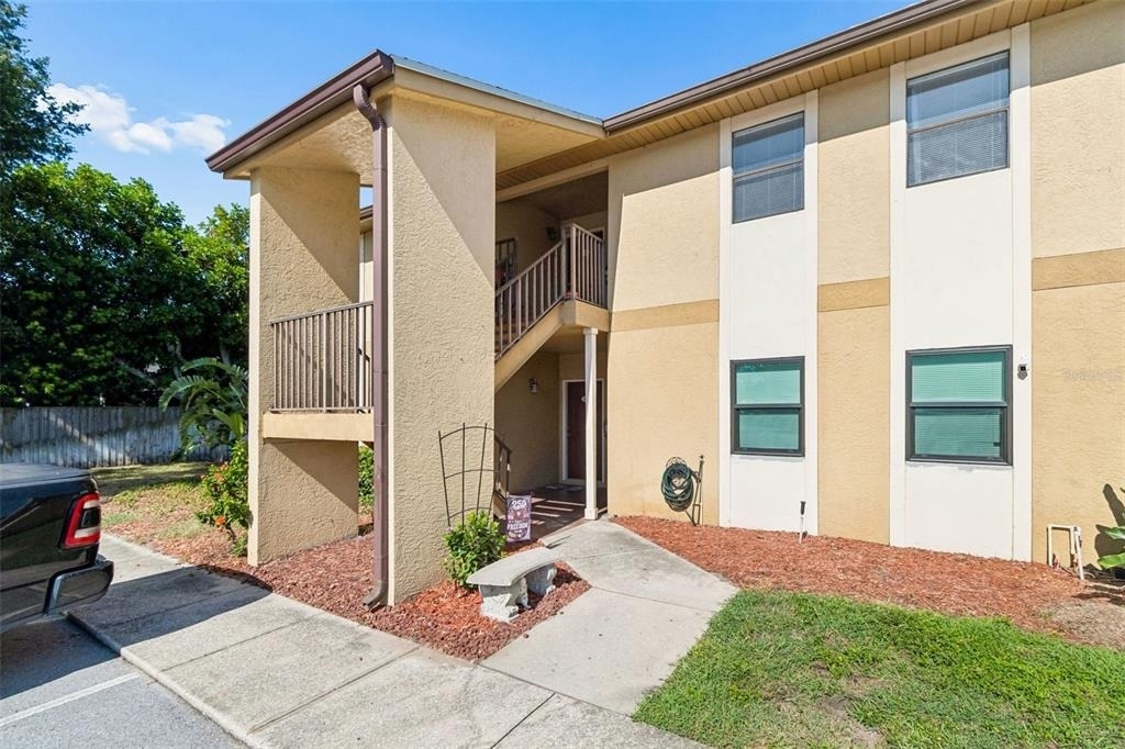 10100 Sailwinds Boulevard N - Photo 12