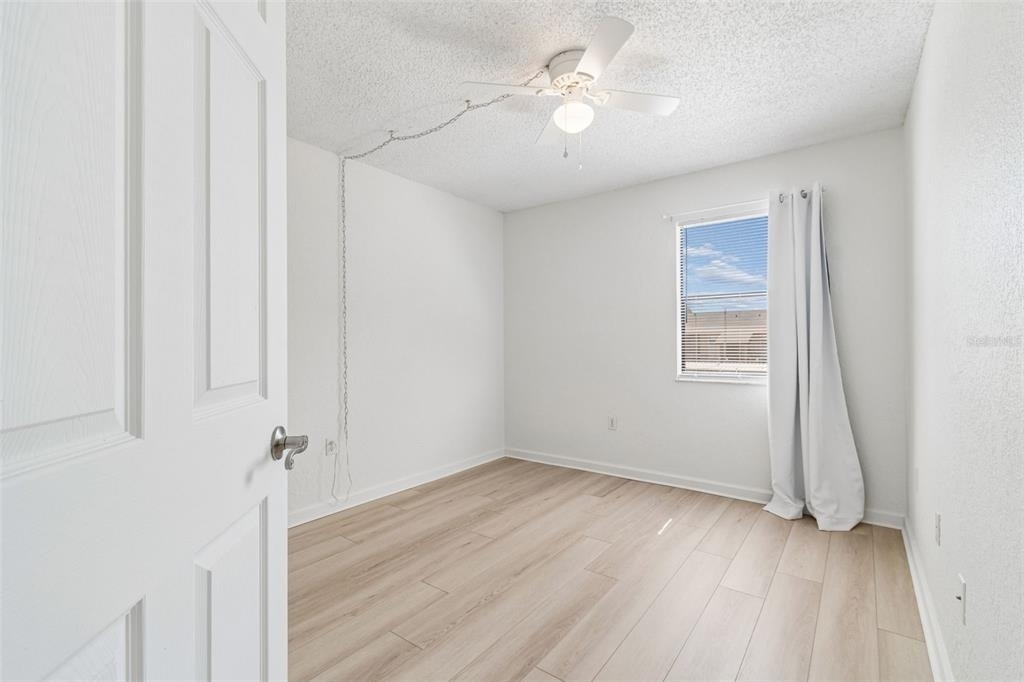 10100 Sailwinds Boulevard N - Photo 24