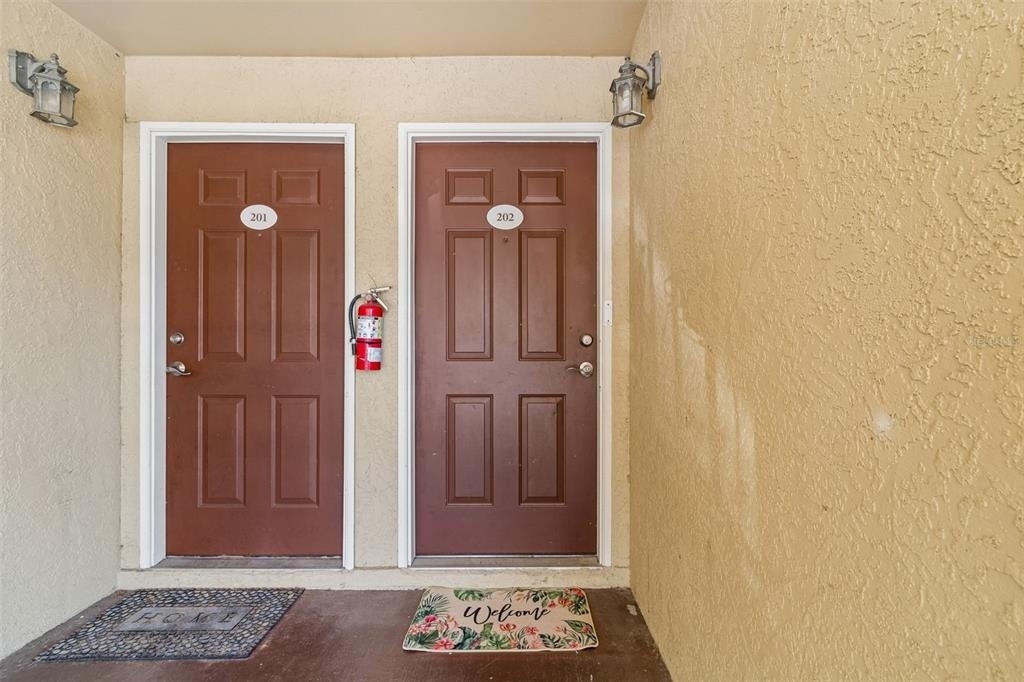 10100 Sailwinds Boulevard N - Photo 13