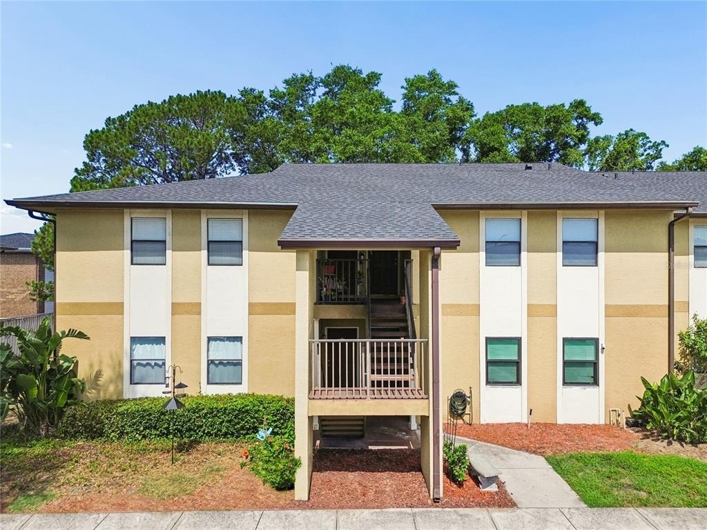 10100 Sailwinds Boulevard N - Photo 0