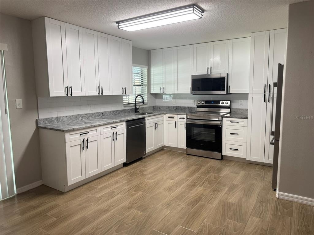 1008 N Bracewell Drive - Photo 2