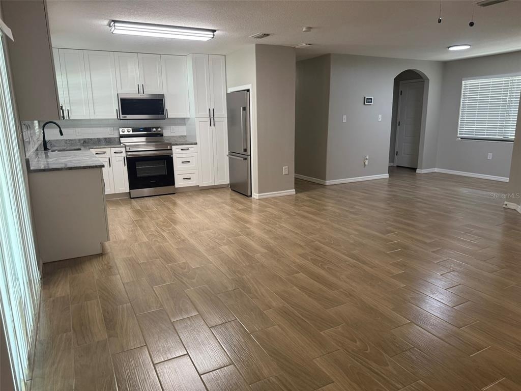1008 N Bracewell Drive - Photo 3