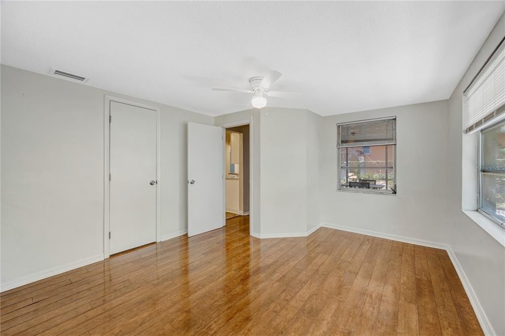 7804 Niagara Drive - Photo 7