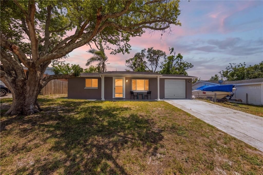 7804 Niagara Drive - Photo 0