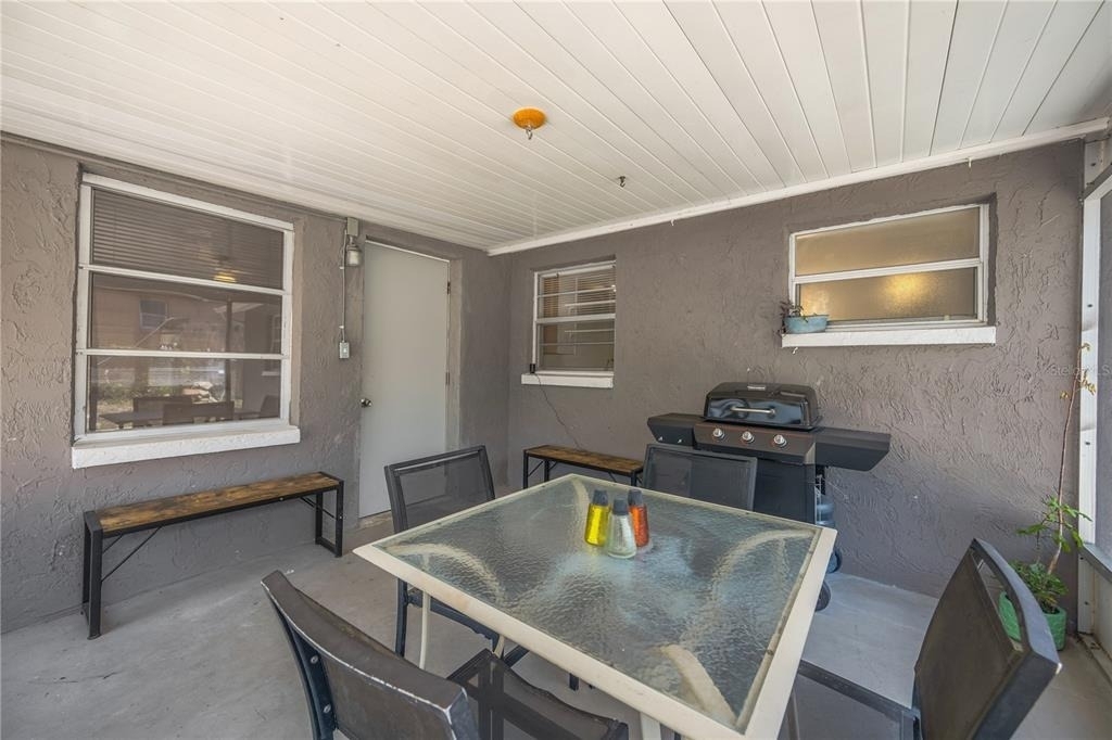 7804 Niagara Drive - Photo 15