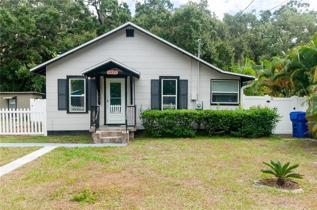 1235 Bass Boulevard - Photo 0