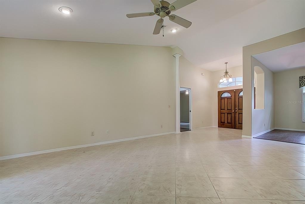 12 Anton Court - Photo 5