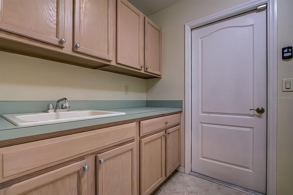 12 Anton Court - Photo 30