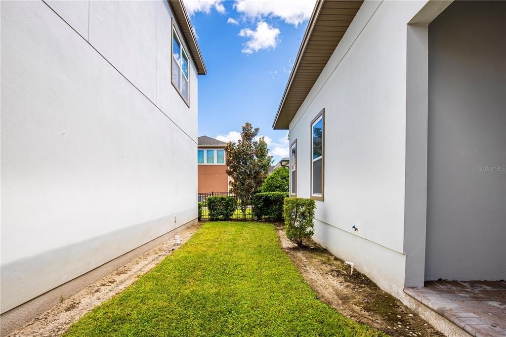 9233 Smithies Street - Photo 28