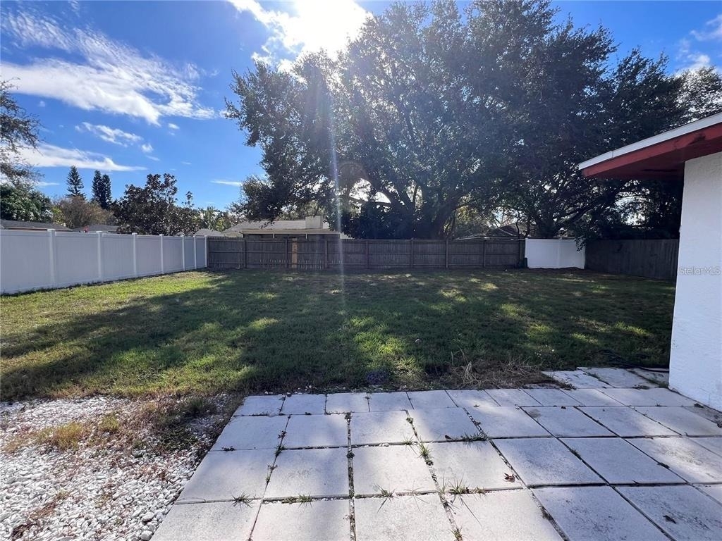 8242 Sandberry Boulevard - Photo 10