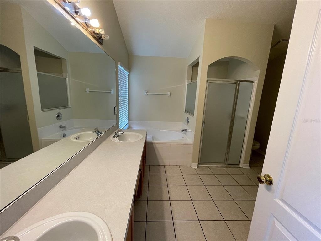 4219 Andover Cay Boulevard - Photo 14