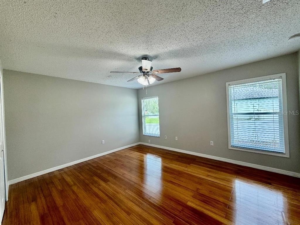 881 Hanford Drive - Photo 10