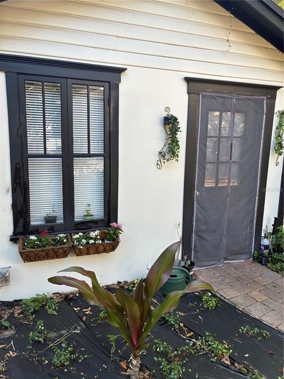 407 N Shine Avenue - Photo 1