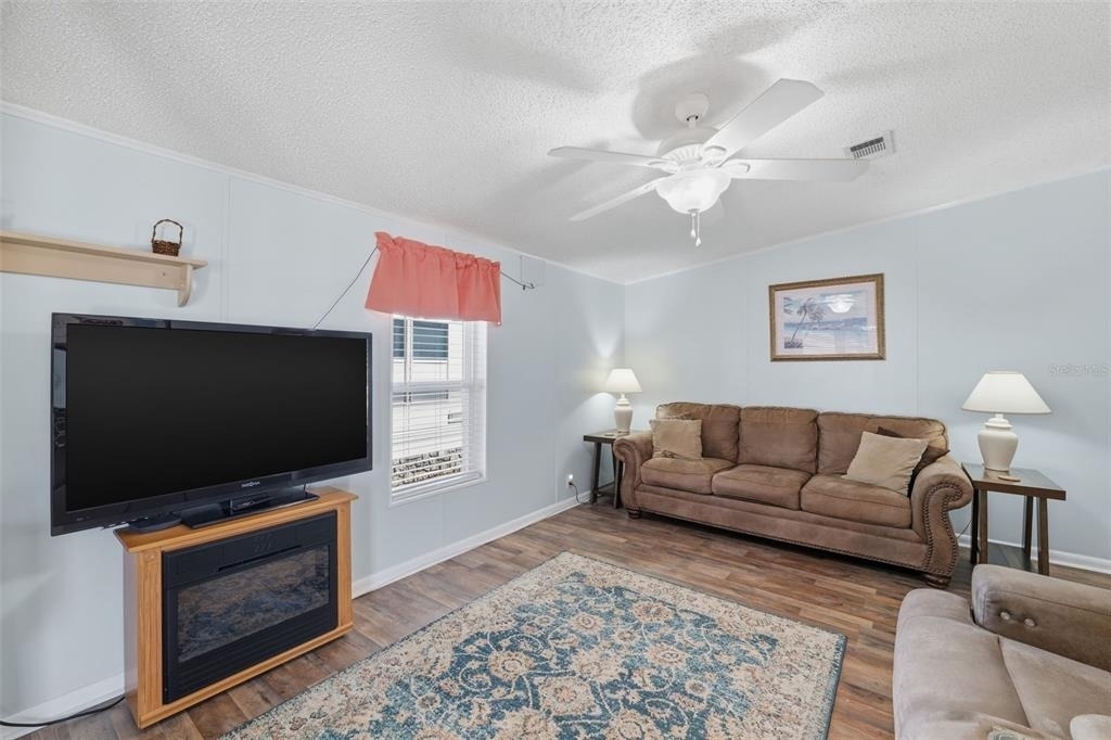 326 Nesbitt Park Avenue - Photo 2