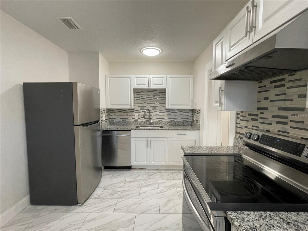 1208 Carlton Avenue - Photo 8