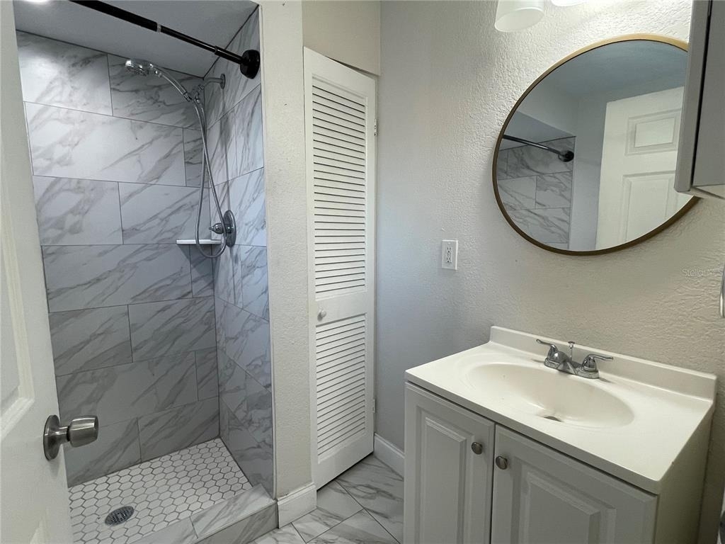1208 Carlton Avenue - Photo 20