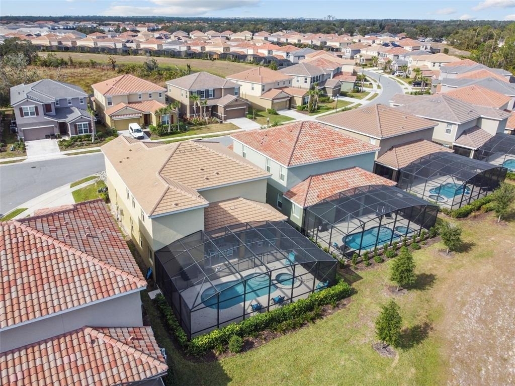 7704 Oakmoss Loop - Photo 82