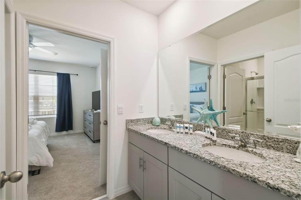 7704 Oakmoss Loop - Photo 11