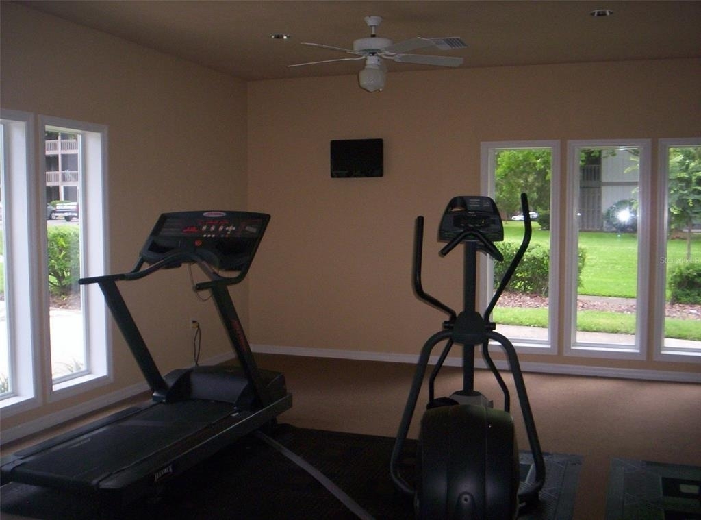 6519 W Newberry Road - Photo 16
