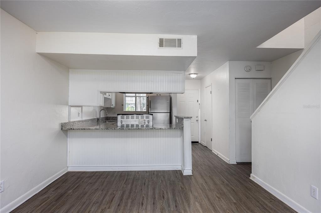 4411 Sw 34th Street - Photo 6