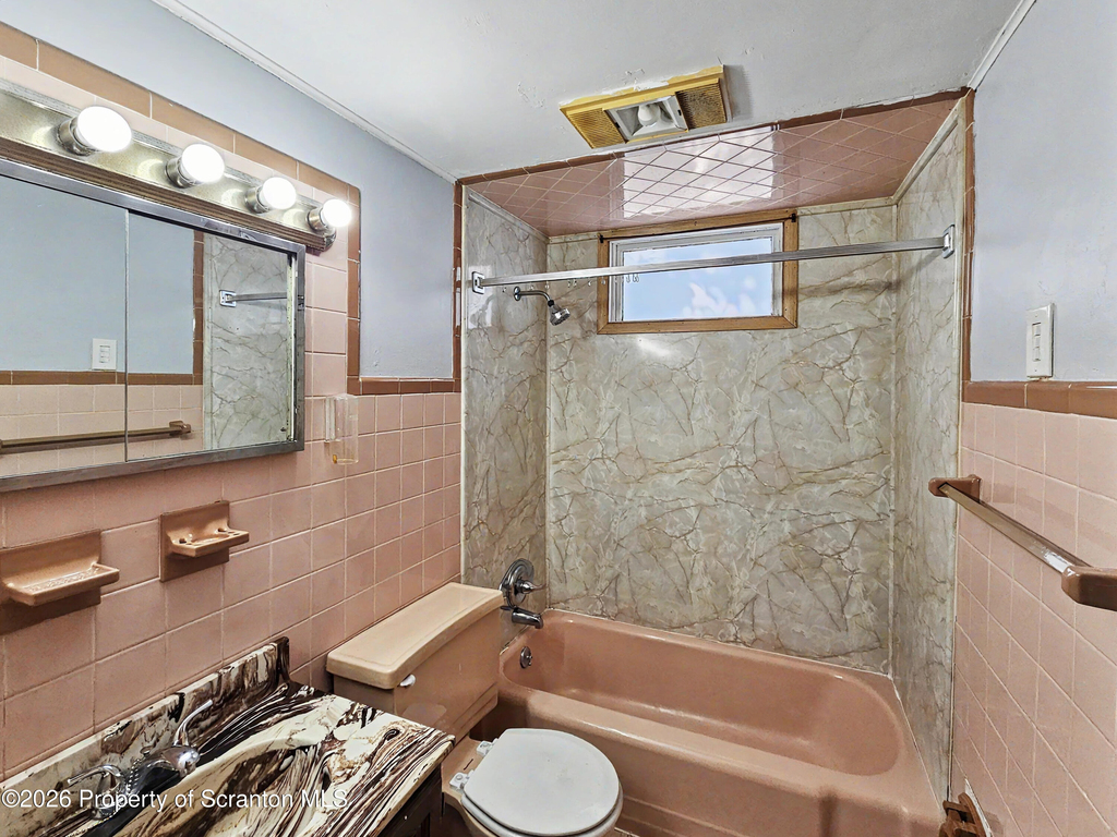 92 Fallbrook - Photo 5