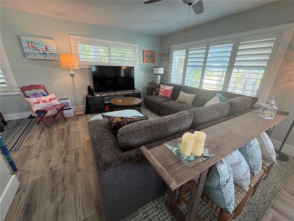 1517 S Central Avenue - Photo 3