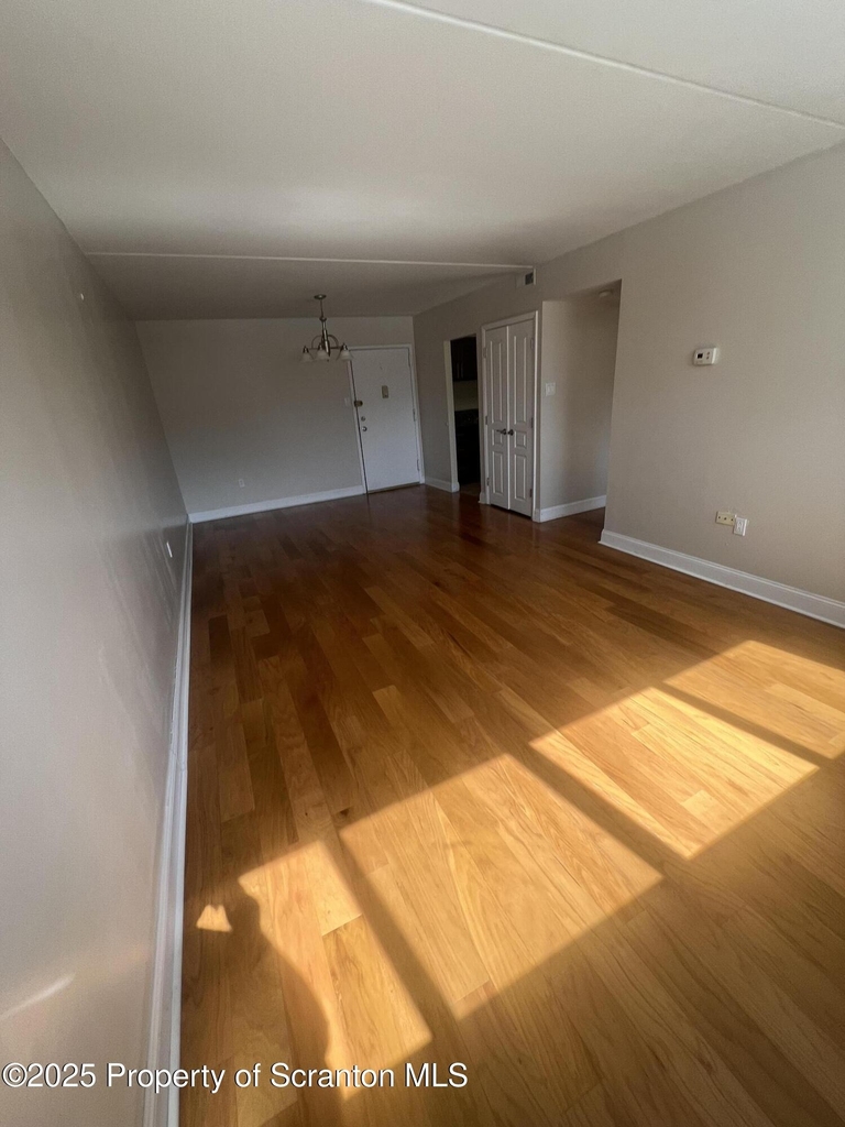 220 Linden Street - Photo 3