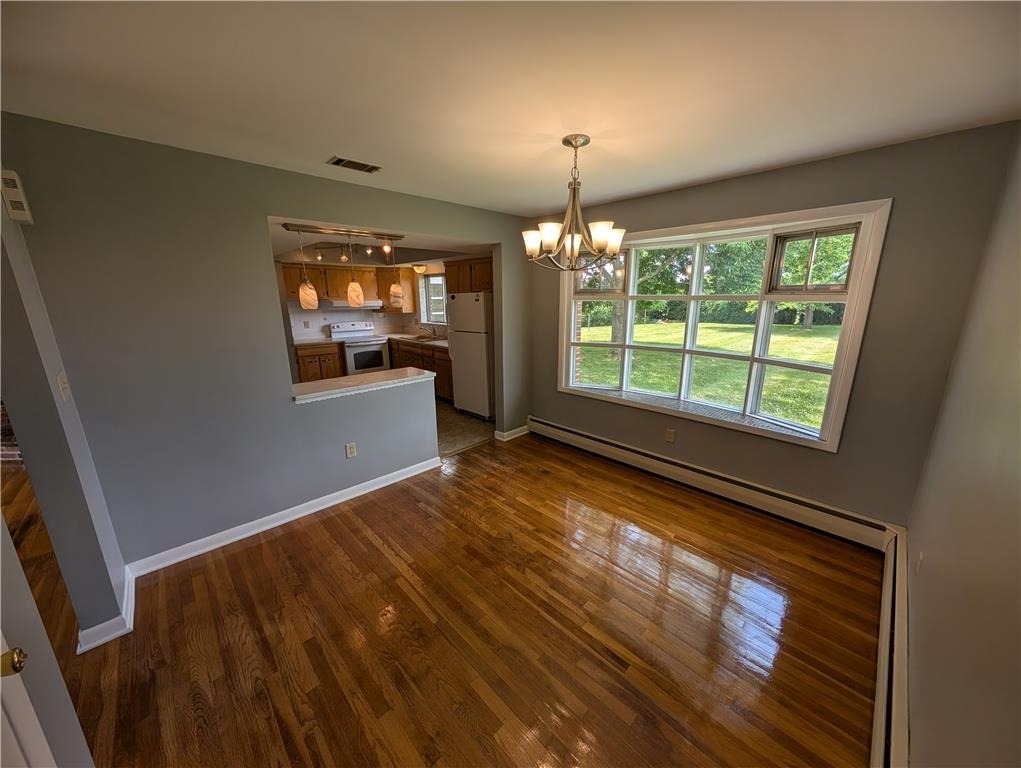 230 Diamond Street - Photo 5