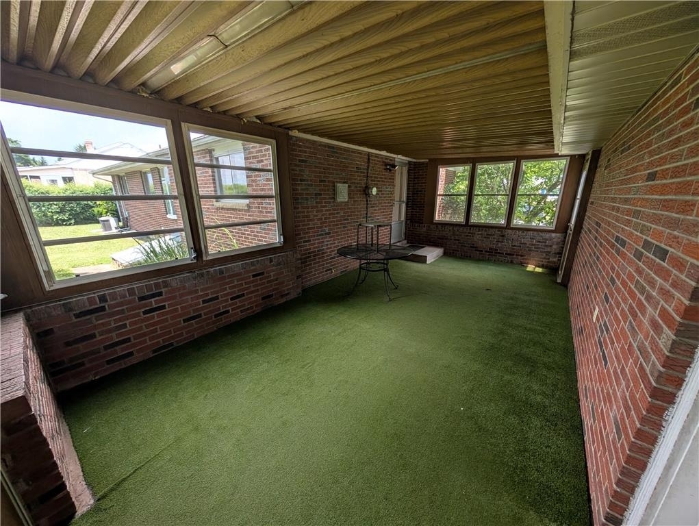 230 Diamond Street - Photo 10