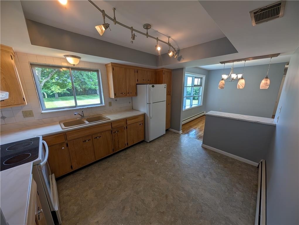 230 Diamond Street - Photo 8