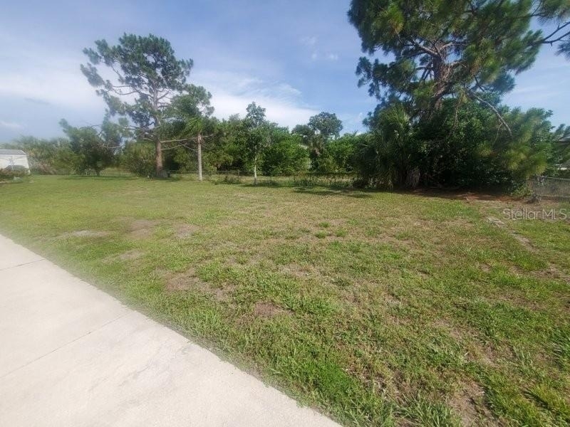 7855 W Price Boulevard - Photo 12