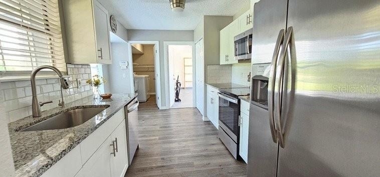 7855 W Price Boulevard - Photo 4