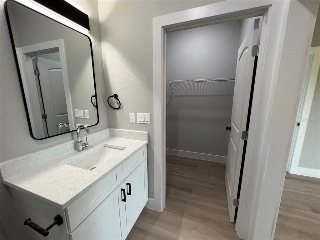 12130 Henley Avenue - Photo 16