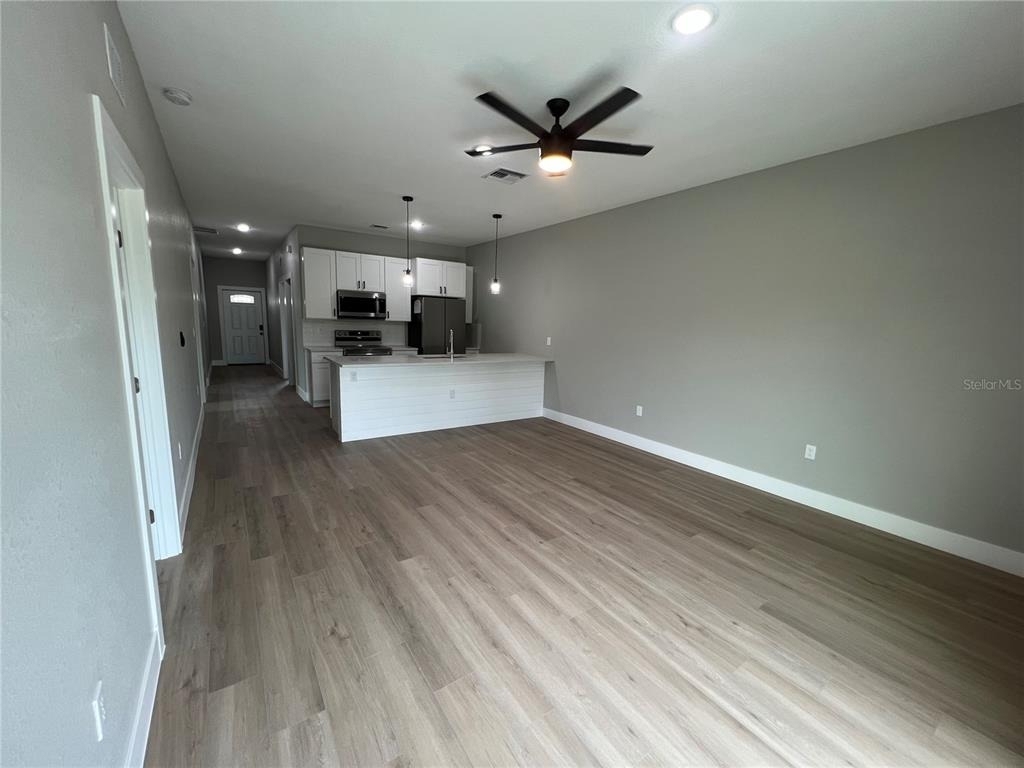 12130 Henley Avenue - Photo 2