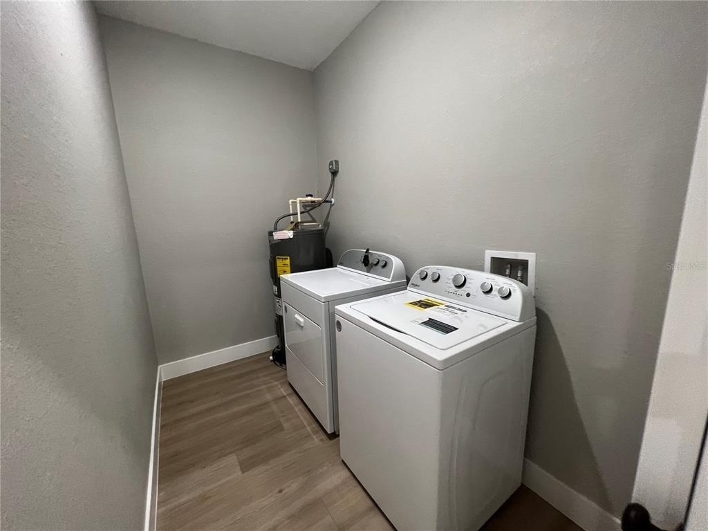 12130 Henley Avenue - Photo 18