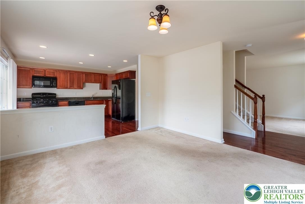4165 Bunker Hill Drive - Photo 8