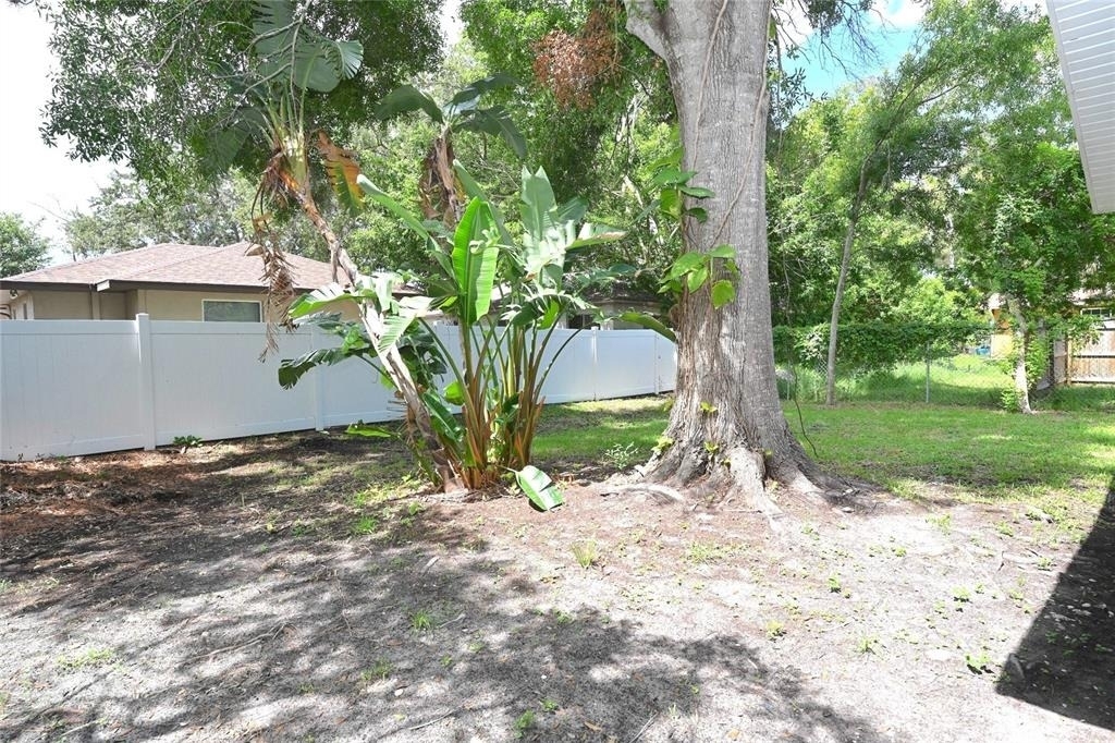 1976 Debbie Street - Photo 4