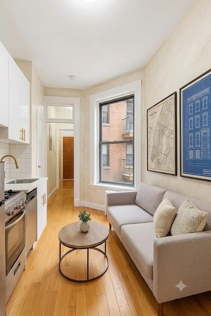 3rd Avenue - Photo 1