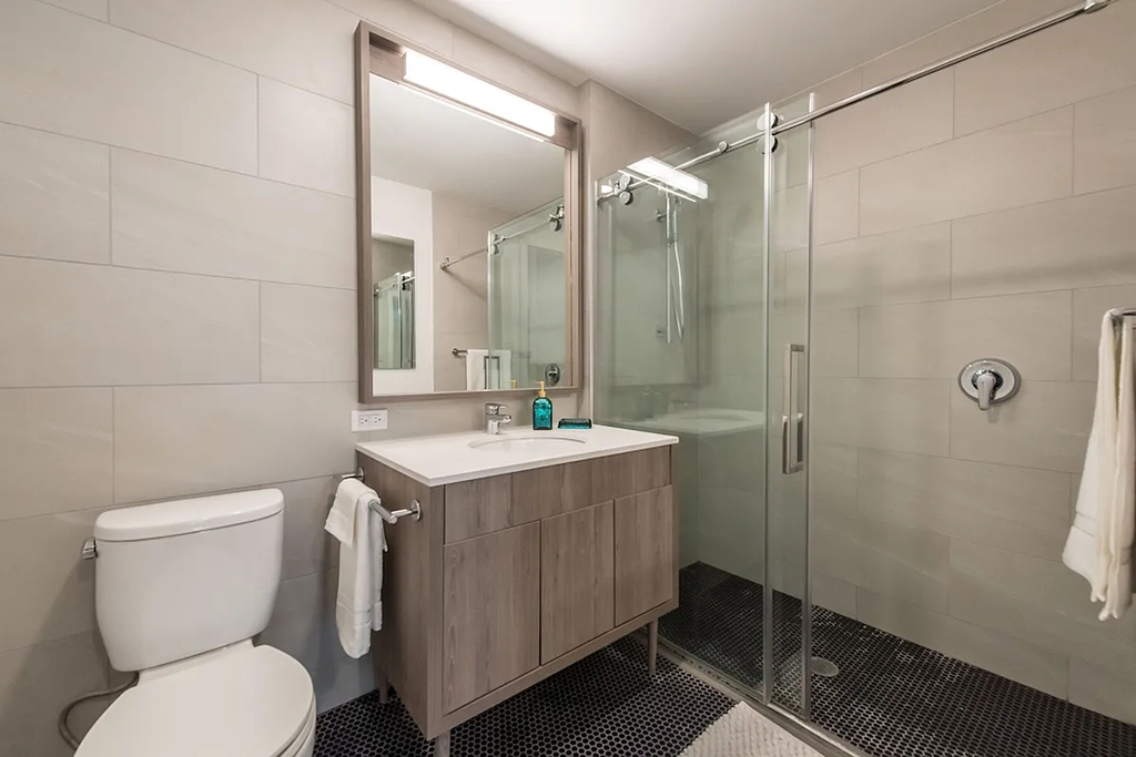 1277 East 14th Street - Photo 7