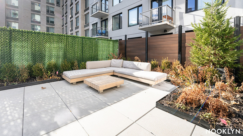 1499 Bedford Ave  - Photo 11
