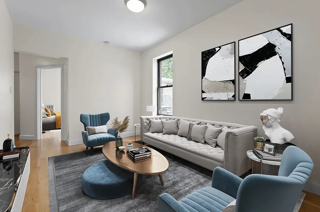 201 West 11th Street - Photo 1