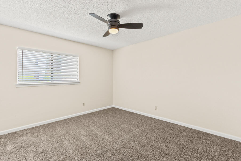 1861 Sonoma Place - Photo 18