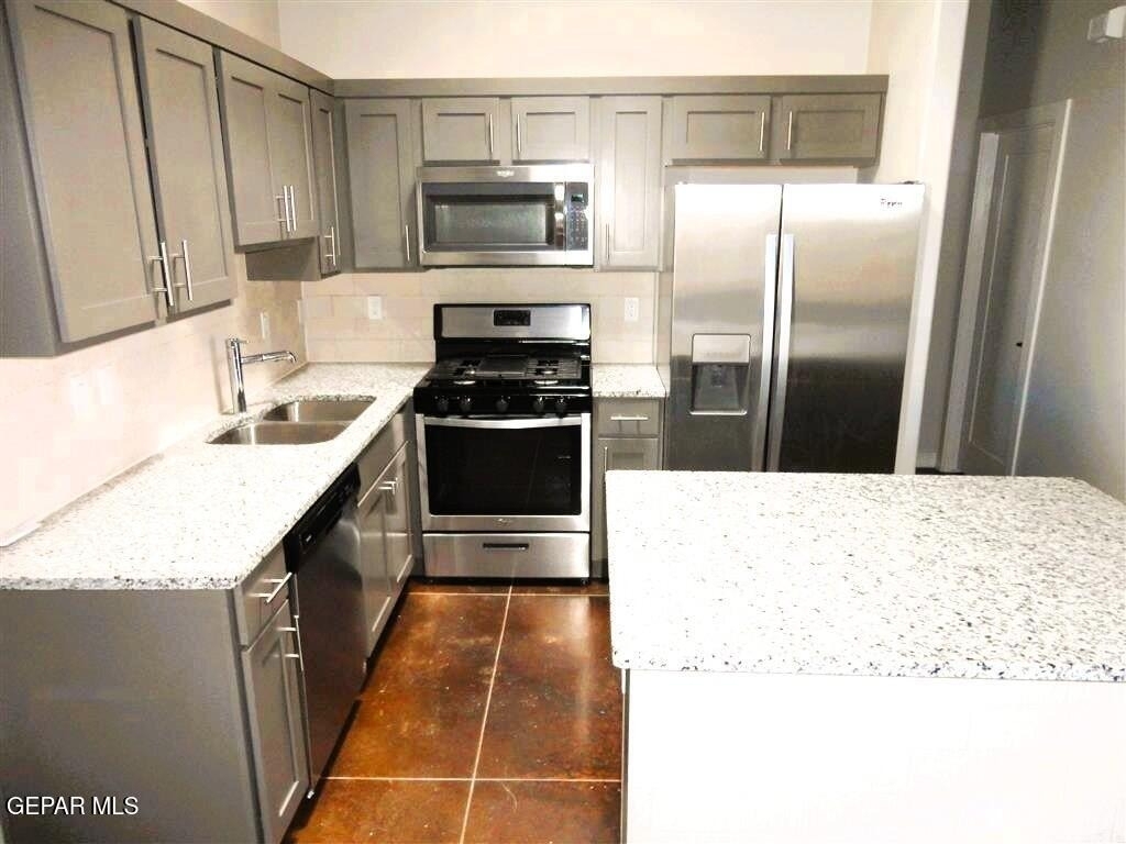14829 Bert Cameron Avenue - Photo 4