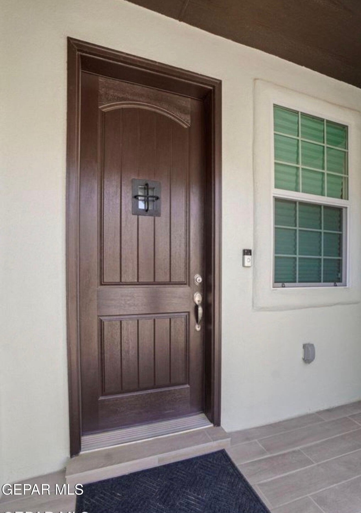 313 Vin Raliuga Court - Photo 2